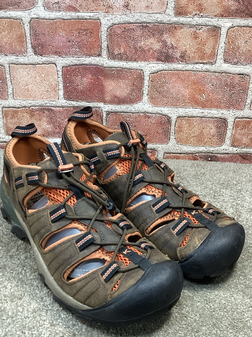 Keen Men’s Arroyo II fisherman sandals size 11